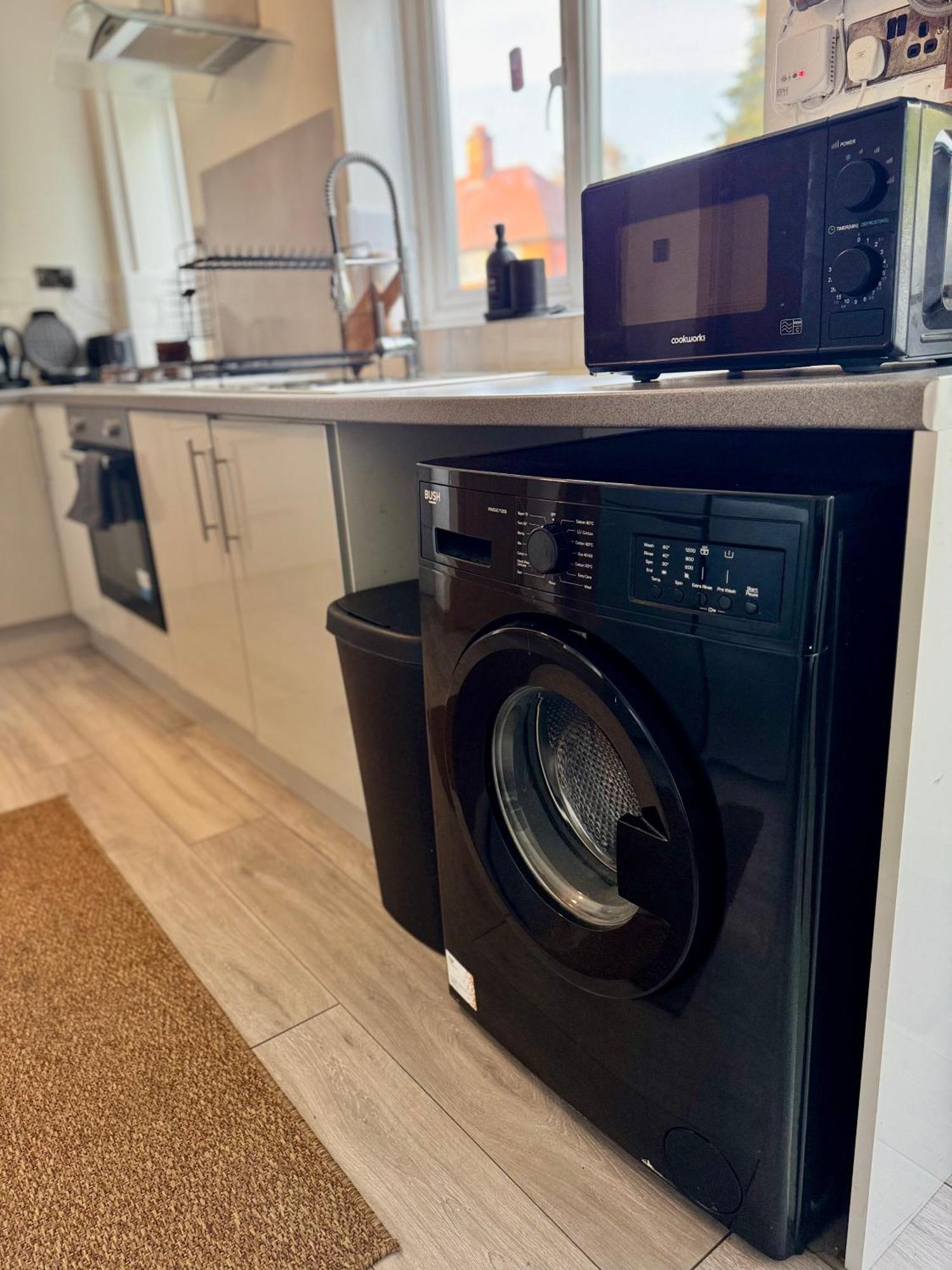 Contractor Haven- 3Bdr Crew House, Free Parking, Fast Wifi & Private Garden Apartment Nottingham Exterior photo